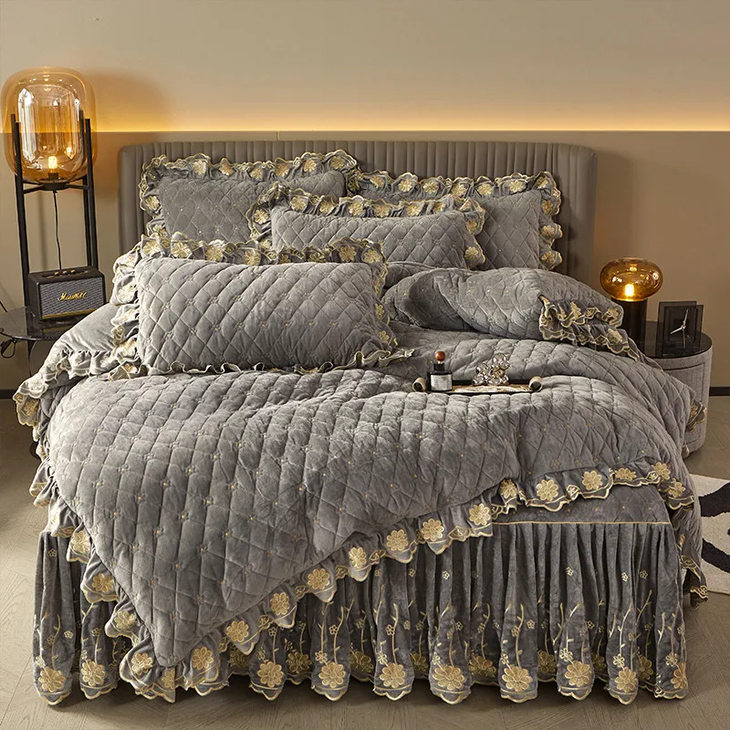 Embroidery Ai - AI WINSURE-Luxury Embroidery Velvet Bedding Set,