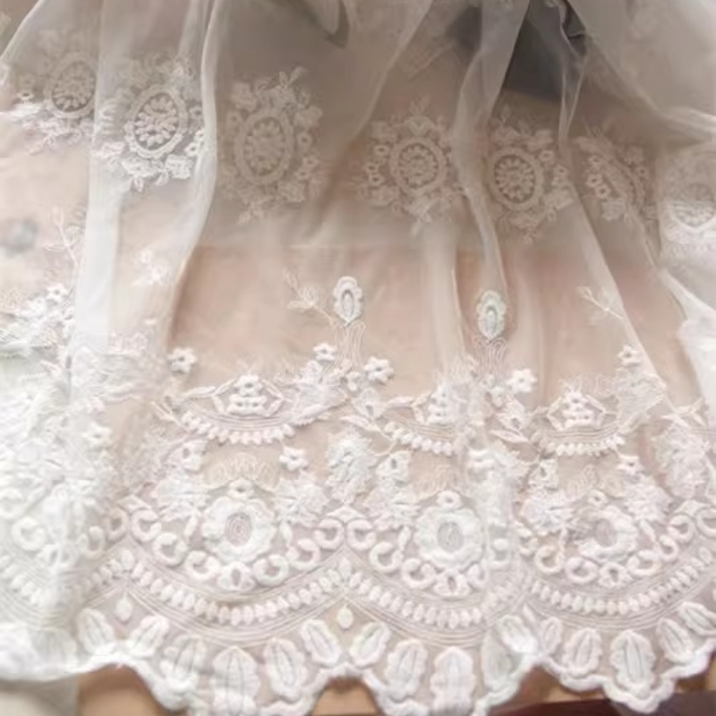 Embroidery Web - White Korean Japanese Style Embroidered Floral