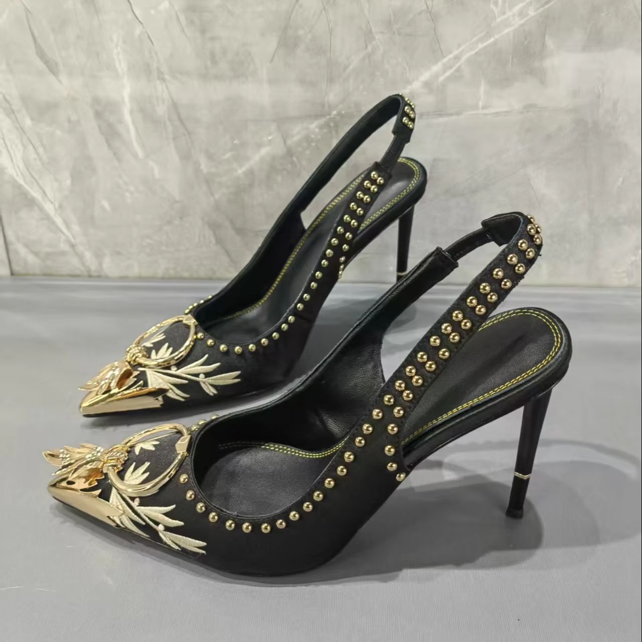 Embroidery Velvet Women Sandal - Embroidery Shoes 评论和价格