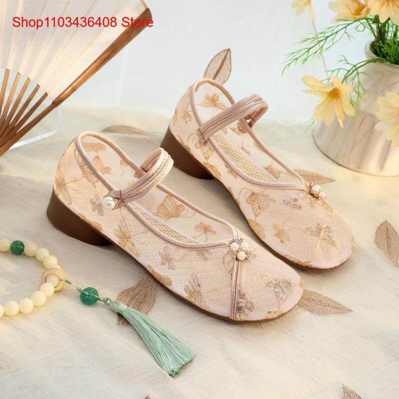 New Mesh Low Heels with Cheong - Embroidery Style 评论和价格