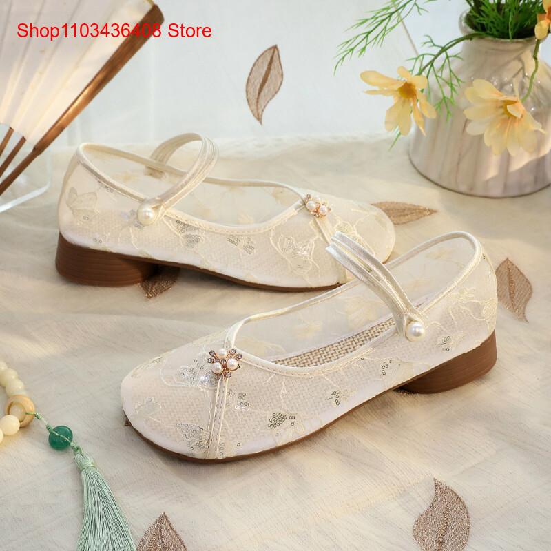 New Mesh Low Heels with Cheong - Embroidery Style 评论和价格
