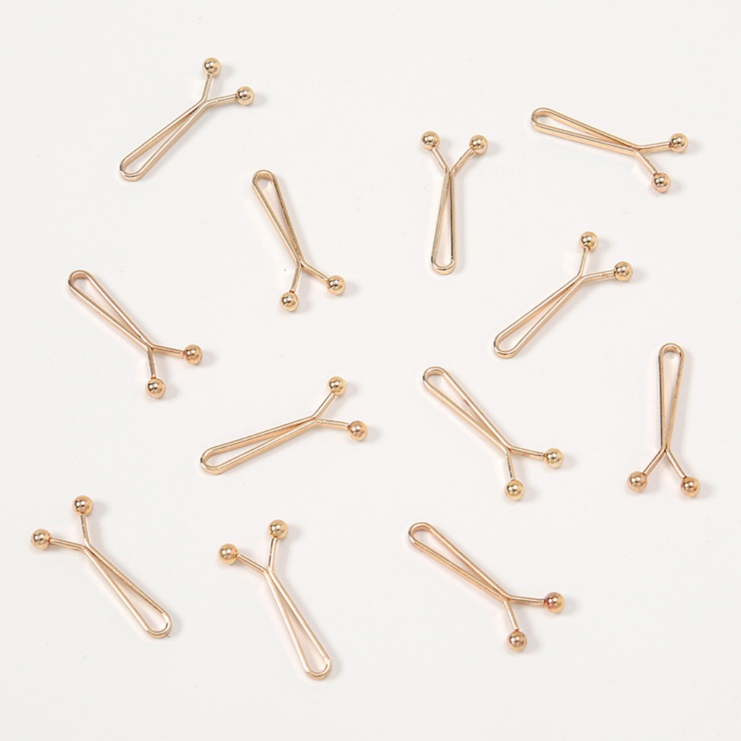 Wholesale 12pcs/Bag Scarf Clip - Embroidery Eyebrow 评论和价格