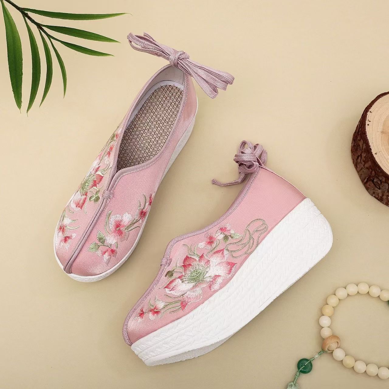Woman Ethnic Style Wedges Embr - Embroidery Style 评论和价格
