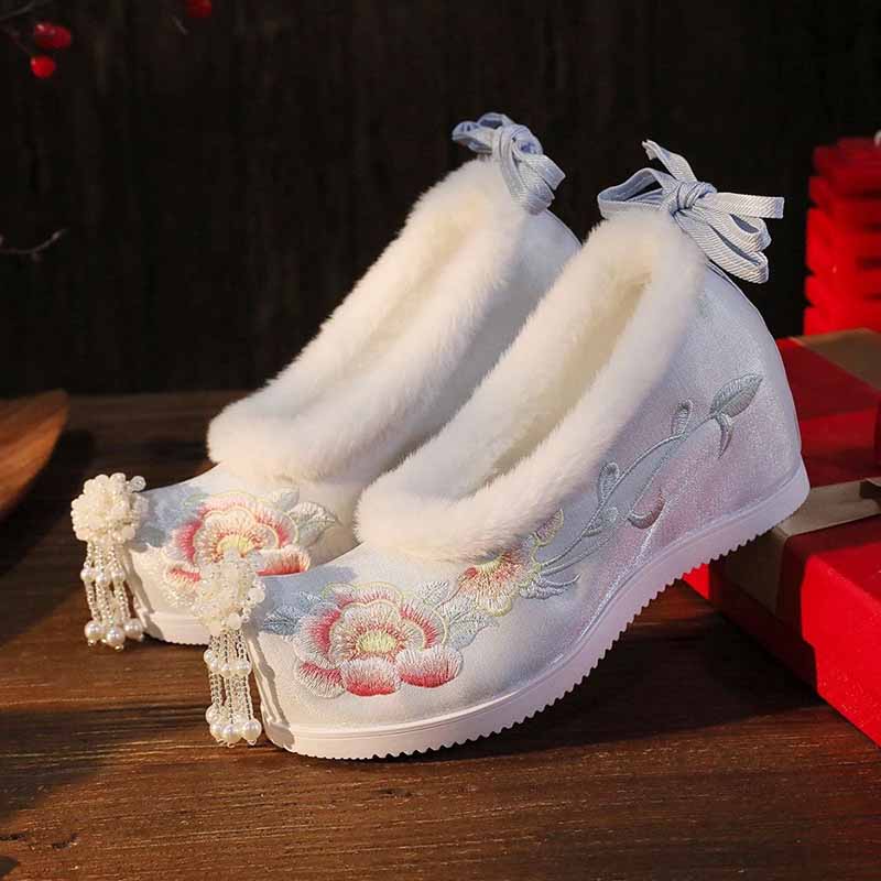 Women`s Plus Size 41# Hanfu Em - Embroidery Shoes 评论和价格