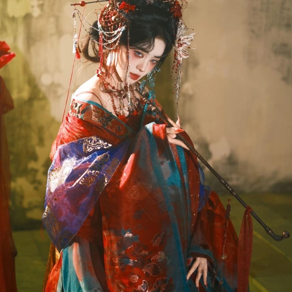 Black Blue Embroidery Hanfu Wo - Embroidery Kit 评论和价格