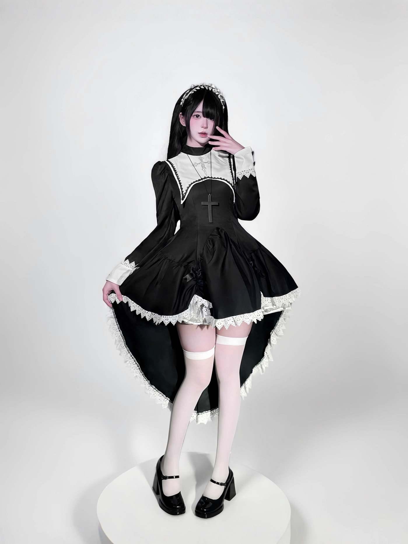 Gothic style dark embroidery c - Embroidery Kit 评论和价格