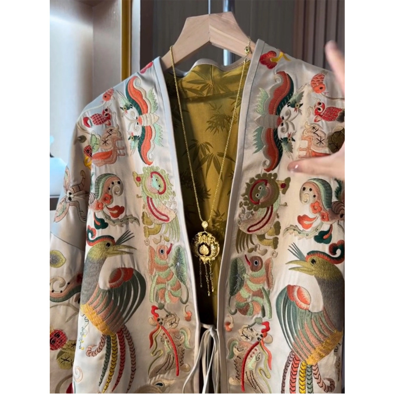 New Chinese Style Kimono Cardi - Embroidery Style 评论和价格