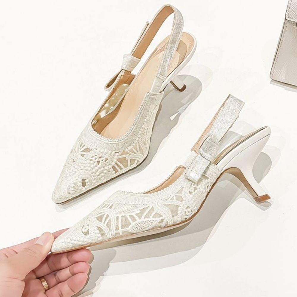 Genuine Leather High Heel Sand - Embroidery Style 评论和价格