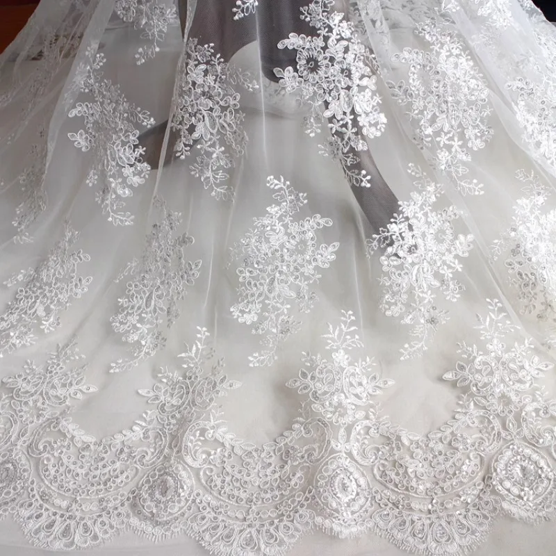 Sequin Embroidered Lace Fabric - Embroidery Web 评论和价格
