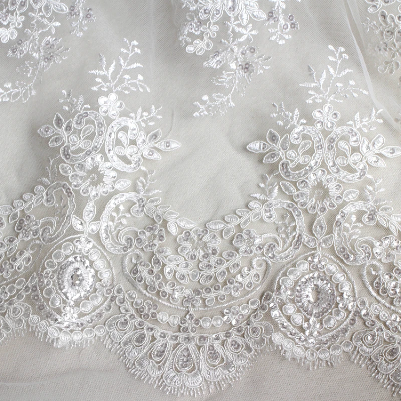 Sequin Embroidered Lace Fabric - Embroidery Web 评论和价格